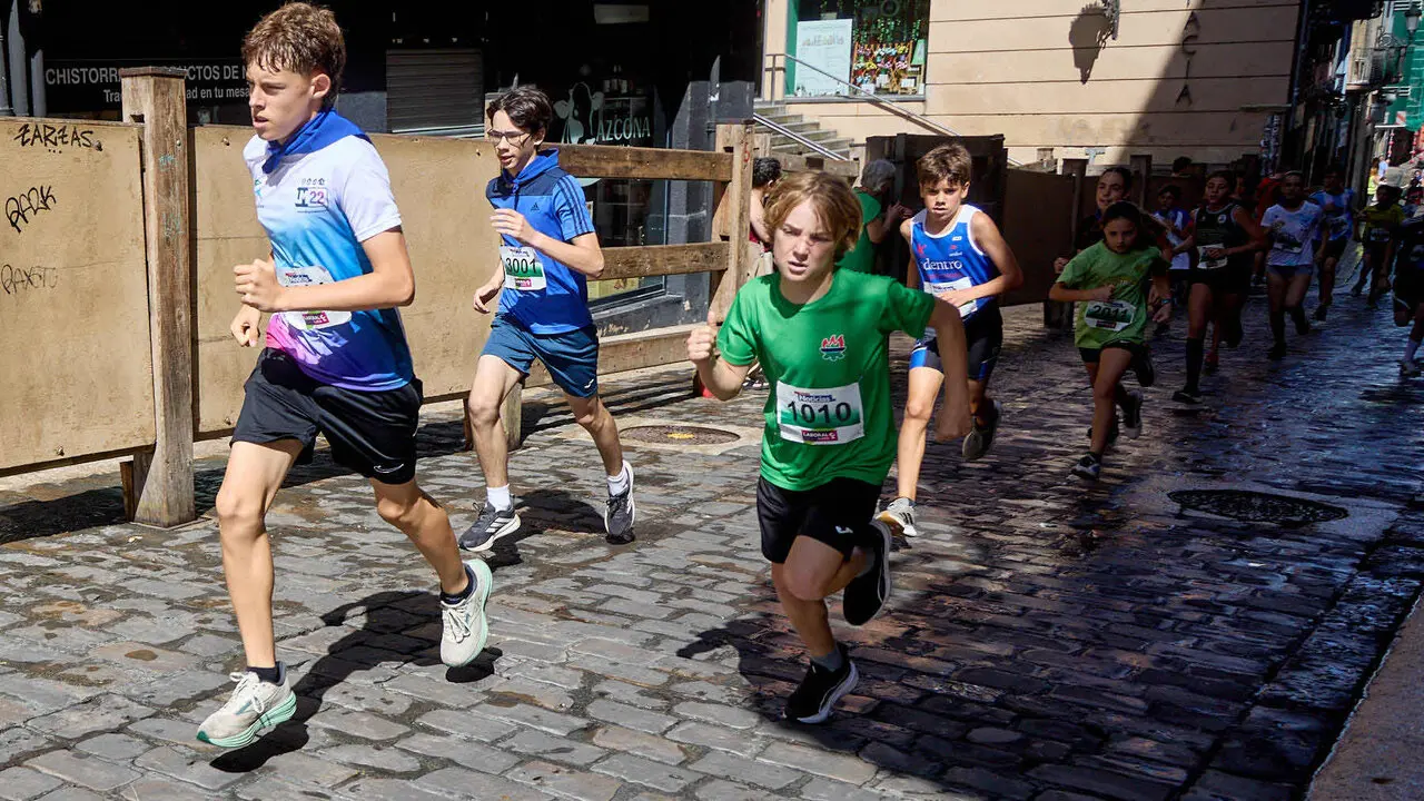 Carrera del Encierro 2026 organizada por la pe&ntilde;a La Jarana. I&Ntilde;IGO ALZUGARAY