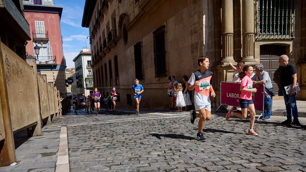Carrera del Encierro 2026 organizada por la pe&ntilde;a La Jarana. I&Ntilde;IGO ALZUGARAY