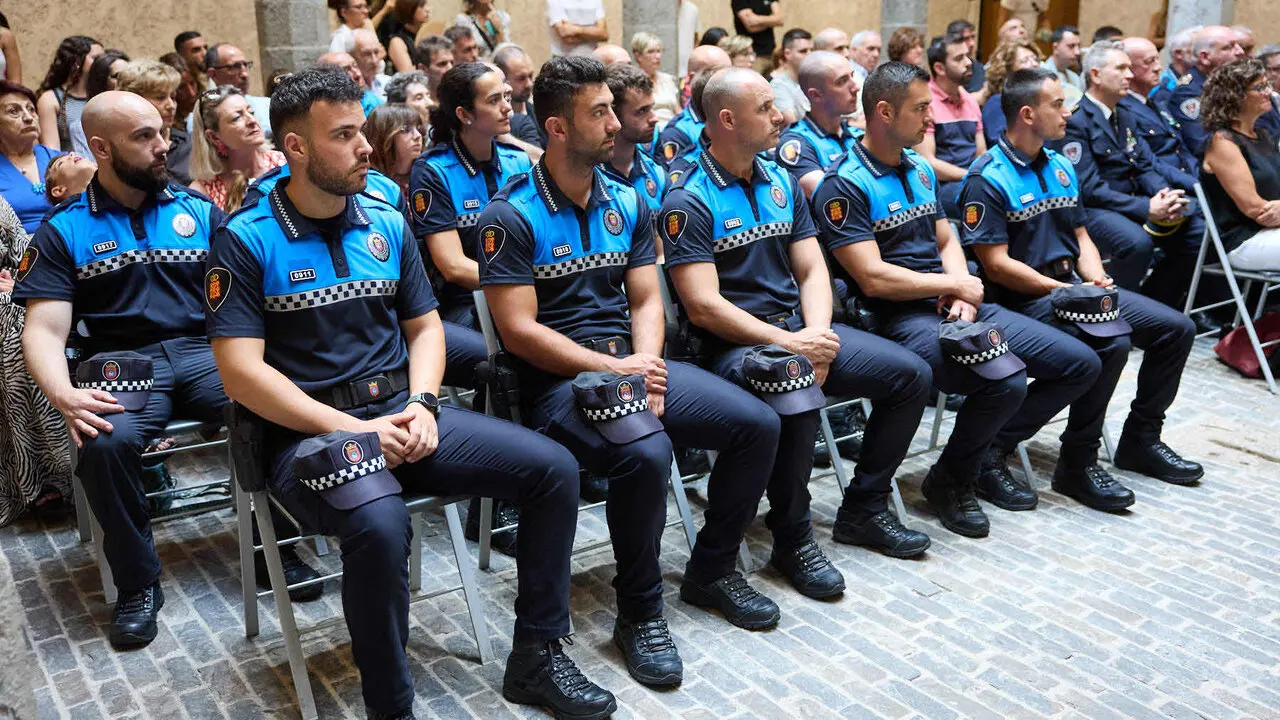 Acto de nombramiento de nuevos y nuevas agentes de la Polic&iacute;a Municipal de Pamplona. I&Ntilde;IGO ALZUGARAY
