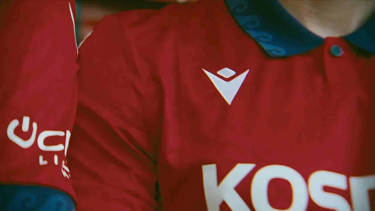 Detalles de la nueva camiseta de Osasuna para temporada 26/27. OSASUNA