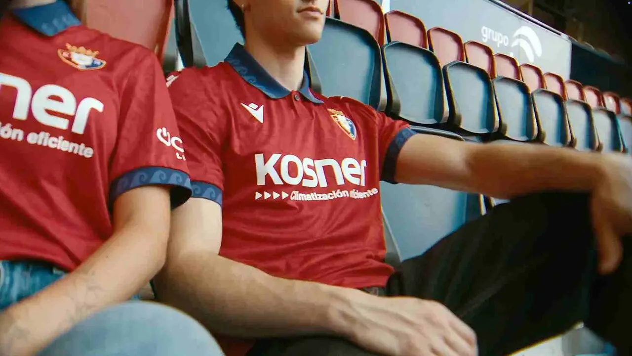 Detalles de la nueva camiseta de Osasuna para temporada 26/27. OSASUNA