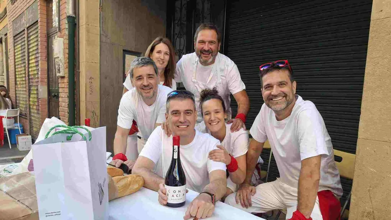 Almuerzos antes del Chupinazo de San Ferm&iacute;n 2026. PATXI CERVANTES