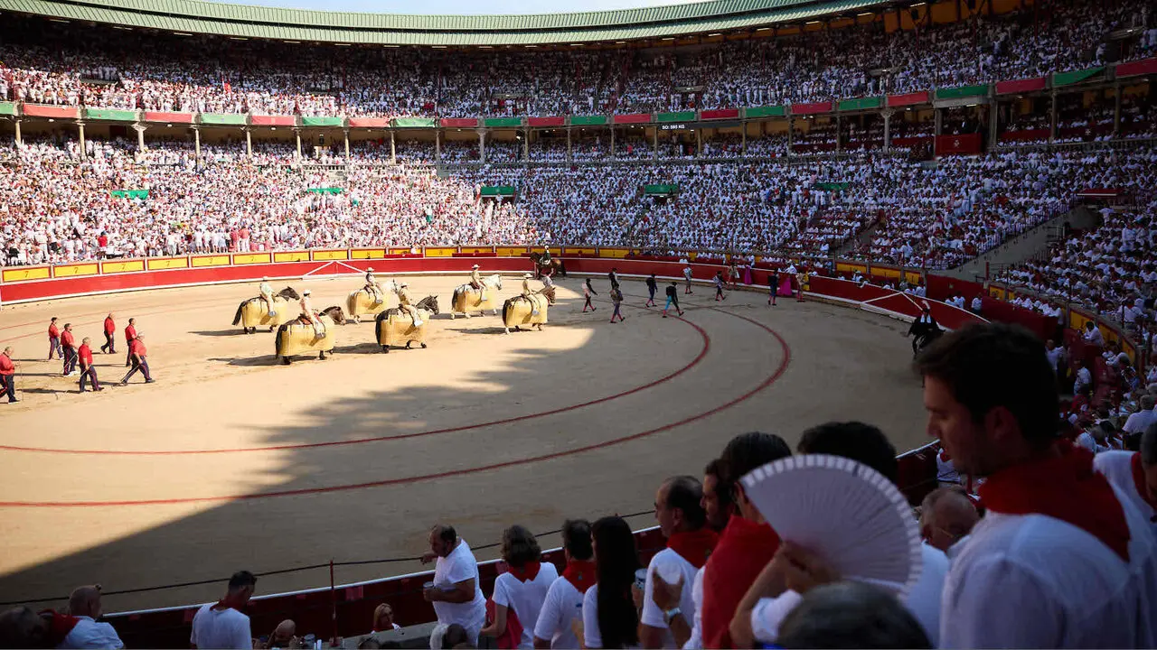 Primera Corrida Feria del Toro de San Ferm&iacute;n 2026 con reses de Fuente Ymbro para los diestros Daniel Luque, V&iacute;ctor Hern&aacute;ndez y Aar&oacute;n Palacio. I&Ntilde;IGO ALZUGARAY