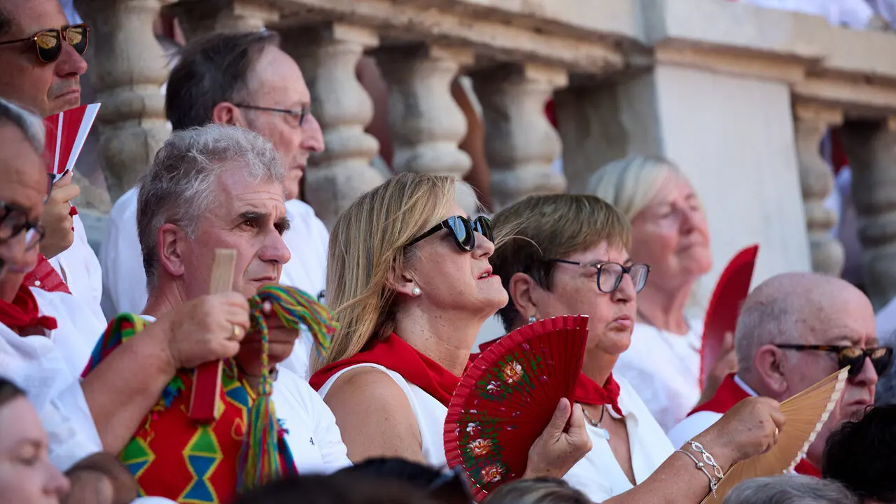 Los tendidos de la Plaza de Toros de Pamplona durante la primera corrida de la Feria del Toro de San Ferm&iacute;n 2026. I&Ntilde;IGO ALZUGARAY