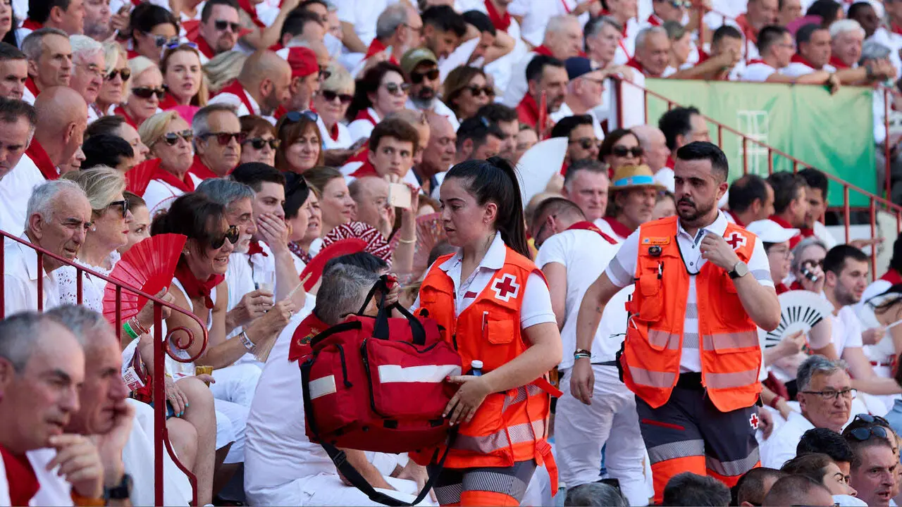 Los tendidos de la Plaza de Toros de Pamplona durante la primera corrida de la Feria del Toro de San Ferm&iacute;n 2026. I&Ntilde;IGO ALZUGARAY