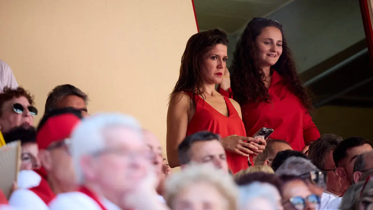 Los tendidos de la Plaza de Toros de Pamplona durante la primera corrida de la Feria del Toro de San Ferm&iacute;n 2026. I&Ntilde;IGO ALZUGARAY