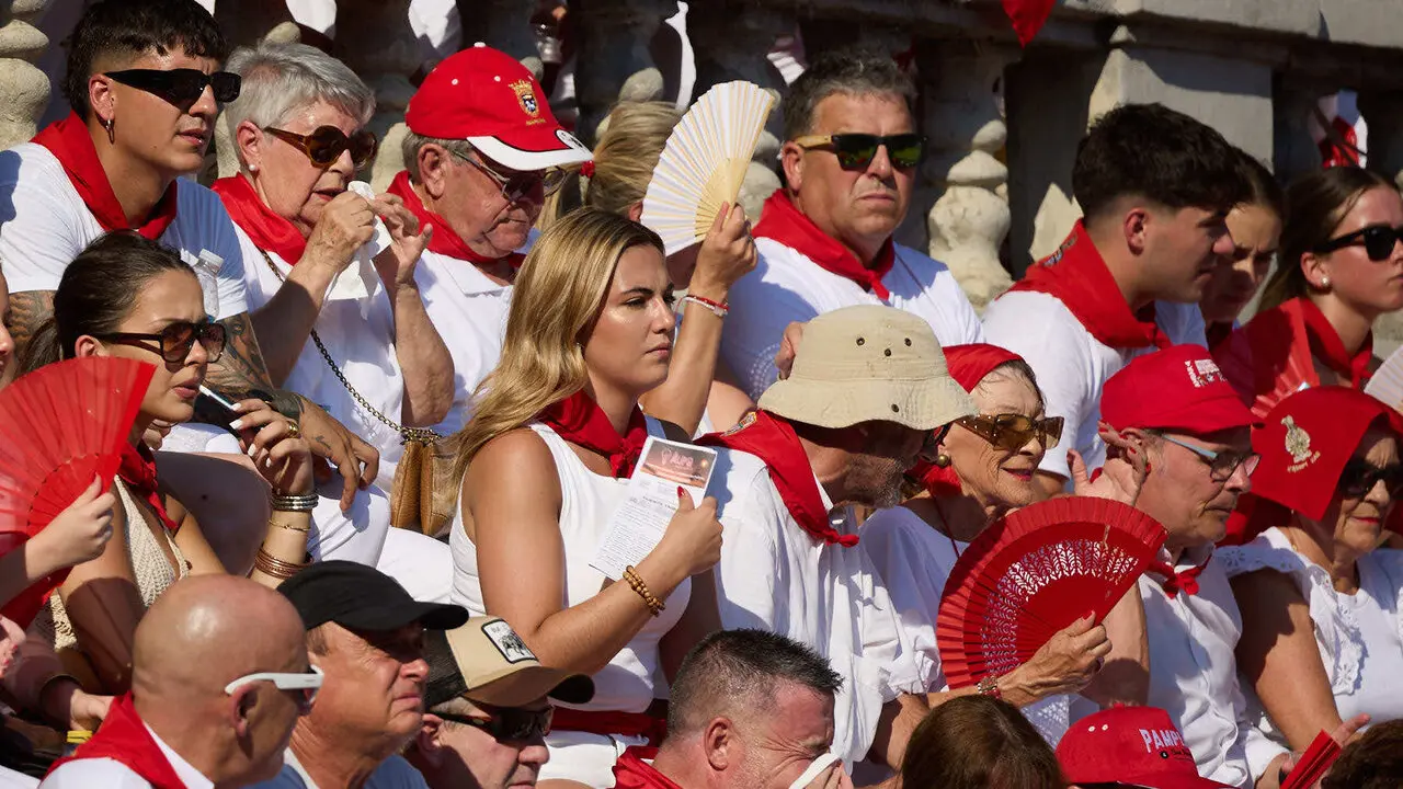 Los tendidos de la Plaza de Toros de Pamplona durante la primera corrida de la Feria del Toro de San Ferm&iacute;n 2026. I&Ntilde;IGO ALZUGARAY