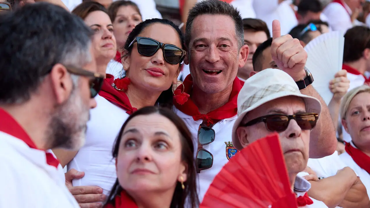 Los tendidos de la Plaza de Toros de Pamplona durante la primera corrida de la Feria del Toro de San Ferm&iacute;n 2026. I&Ntilde;IGO ALZUGARAY