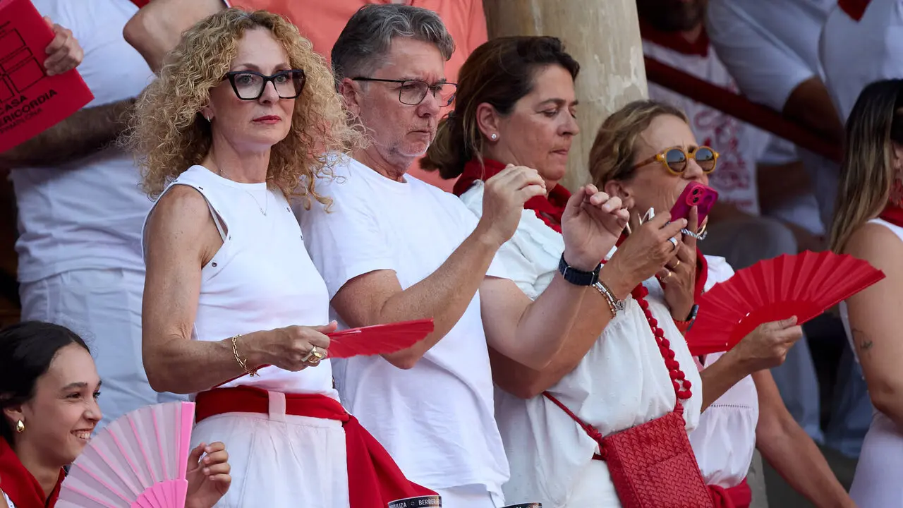 Los tendidos de la Plaza de Toros de Pamplona durante la primera corrida de la Feria del Toro de San Ferm&iacute;n 2026. I&Ntilde;IGO ALZUGARAY