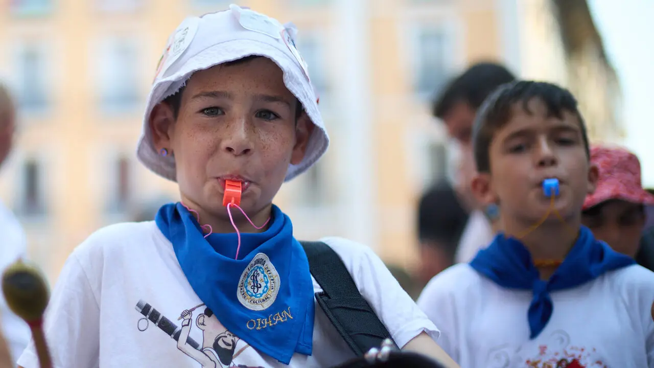 Struendo de Iru&ntilde;a Txiki por las calles de Pamplona durante las Fiestas de San Ferm&iacute;n 2026. I&Ntilde;IGO ALZUGARAY