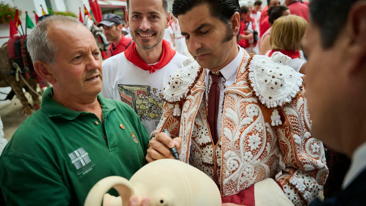 Cuarta corrida de la Feria del Toro 2026 con toros de la ganader&iacute;a de &Aacute;lvaro N&uacute;&ntilde;ez para Morante de la Puebla, Borja Jim&eacute;nez y Pablo Aguado. PABLO LASAOSA
