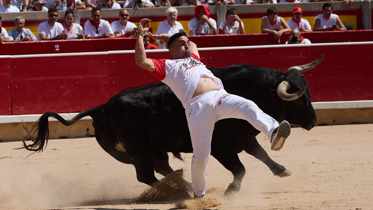 Concurso Nacional de Recortadores en la Plaza de Toros de Pamplona durante las fiestas de San Ferm&iacute;n 2026. I&Ntilde;IGO ALZUGARAY