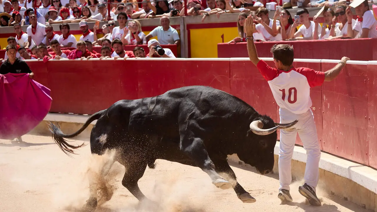 Concurso Nacional de Recortadores en la Plaza de Toros de Pamplona durante las fiestas de San Ferm&iacute;n 2026. I&Ntilde;IGO ALZUGARAY
