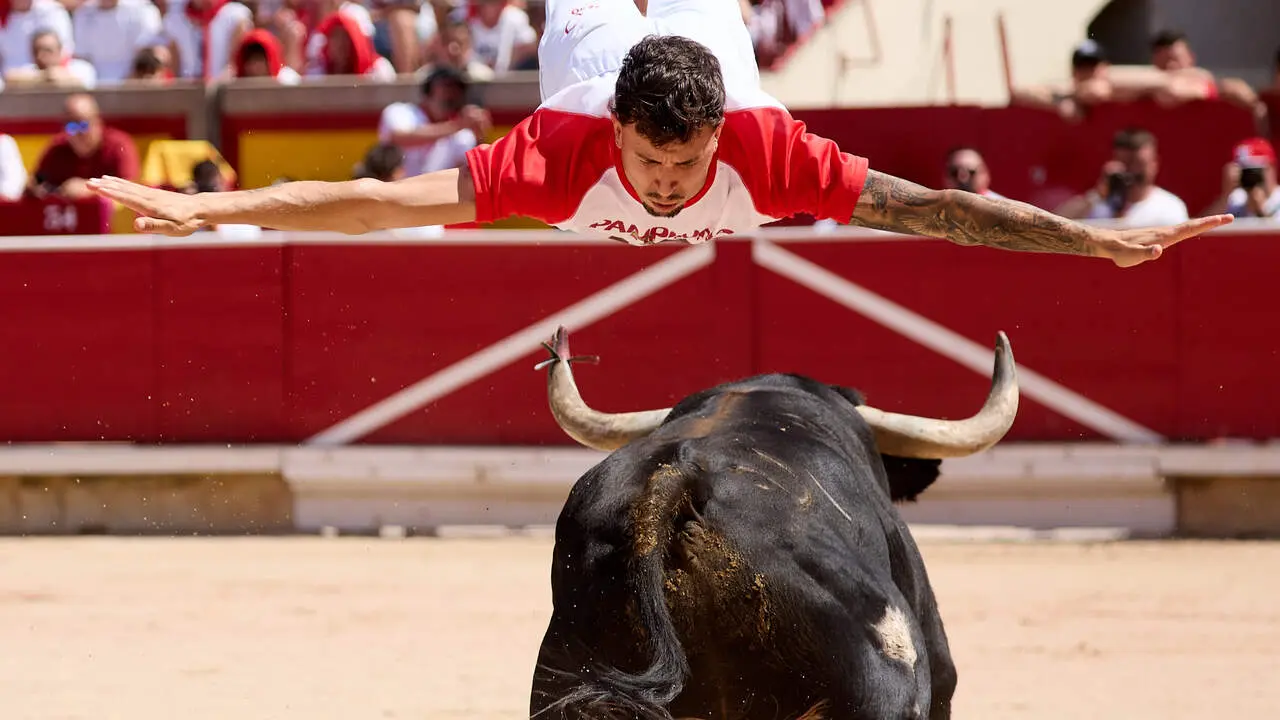 Concurso Nacional de Recortadores en la Plaza de Toros de Pamplona durante las fiestas de San Ferm&iacute;n 2026. I&Ntilde;IGO ALZUGARAY