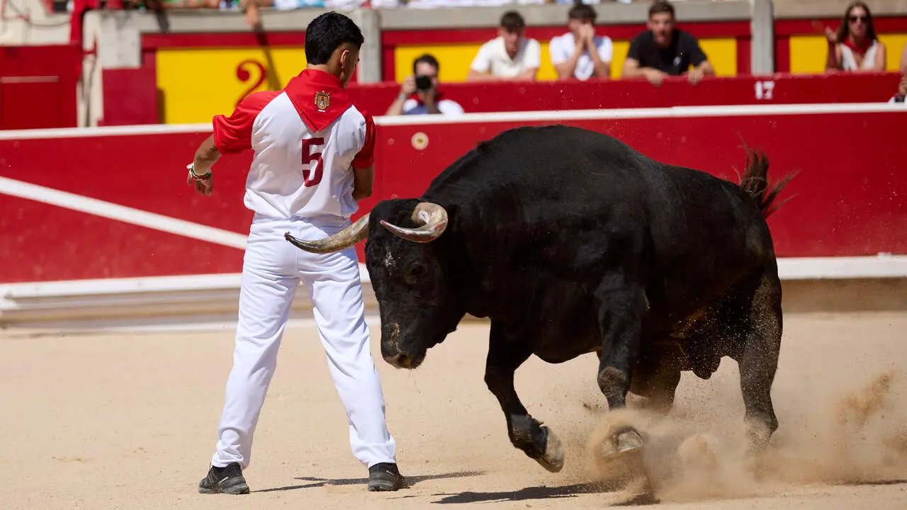 Concurso Nacional de Recortadores en la Plaza de Toros de Pamplona durante las fiestas de San Ferm&iacute;n 2026. I&Ntilde;IGO ALZUGARAY