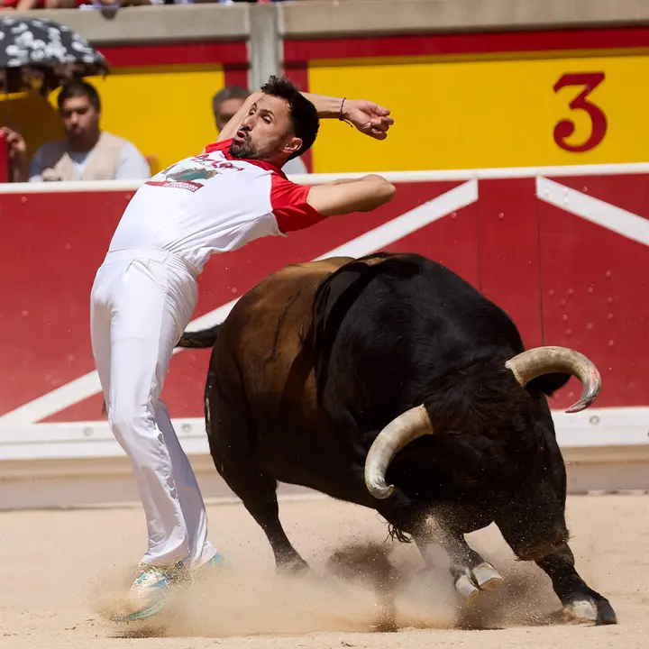 Concurso Nacional de Recortadores en la Plaza de Toros de Pamplona durante las fiestas de San Ferm&iacute;n 2026. I&Ntilde;IGO ALZUGARAY