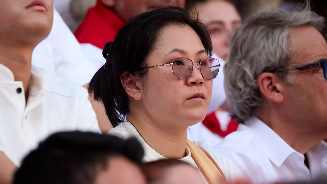 Los tendidos de la Plaza de Toros de Pamplona durante la octava y &uacute;ltima corrida de la Feria del Toro de San Ferm&iacute;n 2026. I&Ntilde;IGO ALZUGARAY