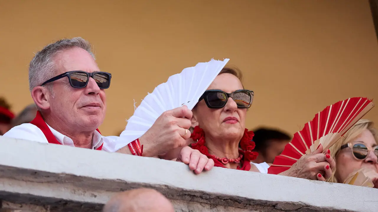 Los tendidos de la Plaza de Toros de Pamplona durante la octava y &uacute;ltima corrida de la Feria del Toro de San Ferm&iacute;n 2026. I&Ntilde;IGO ALZUGARAY