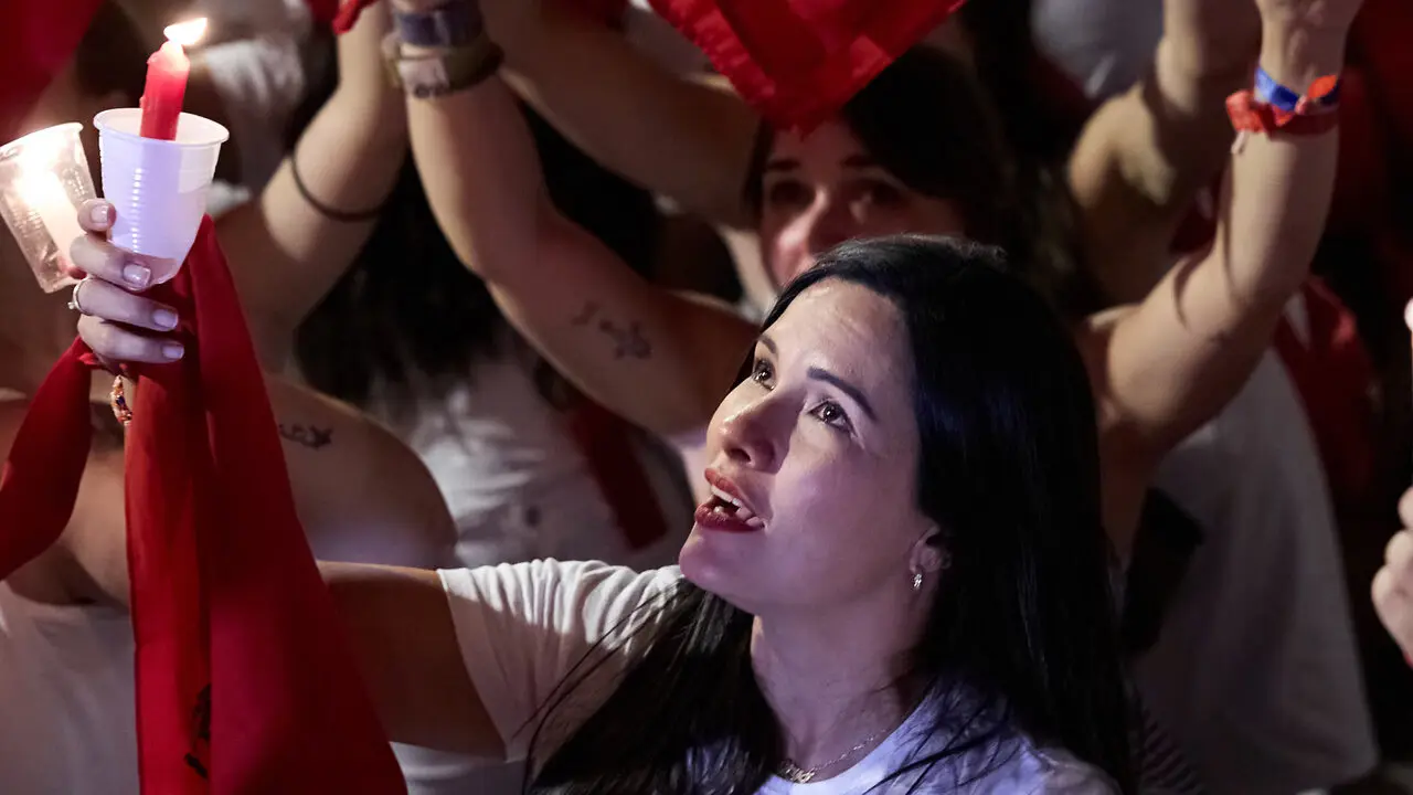 Pobre de m&iacute; en la Plaza del Ayuntamiento de Pamplona con el que finalizan los nueve d&iacute;as de las Fiestas de San Ferm&iacute;n 2026. I&Ntilde;IGO ALZUGARAY