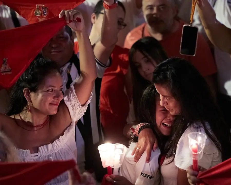 Pobre de m&iacute; en la Plaza del Ayuntamiento de Pamplona con el que finalizan los nueve d&iacute;as de las Fiestas de San Ferm&iacute;n 2026. I&Ntilde;IGO ALZUGARAY