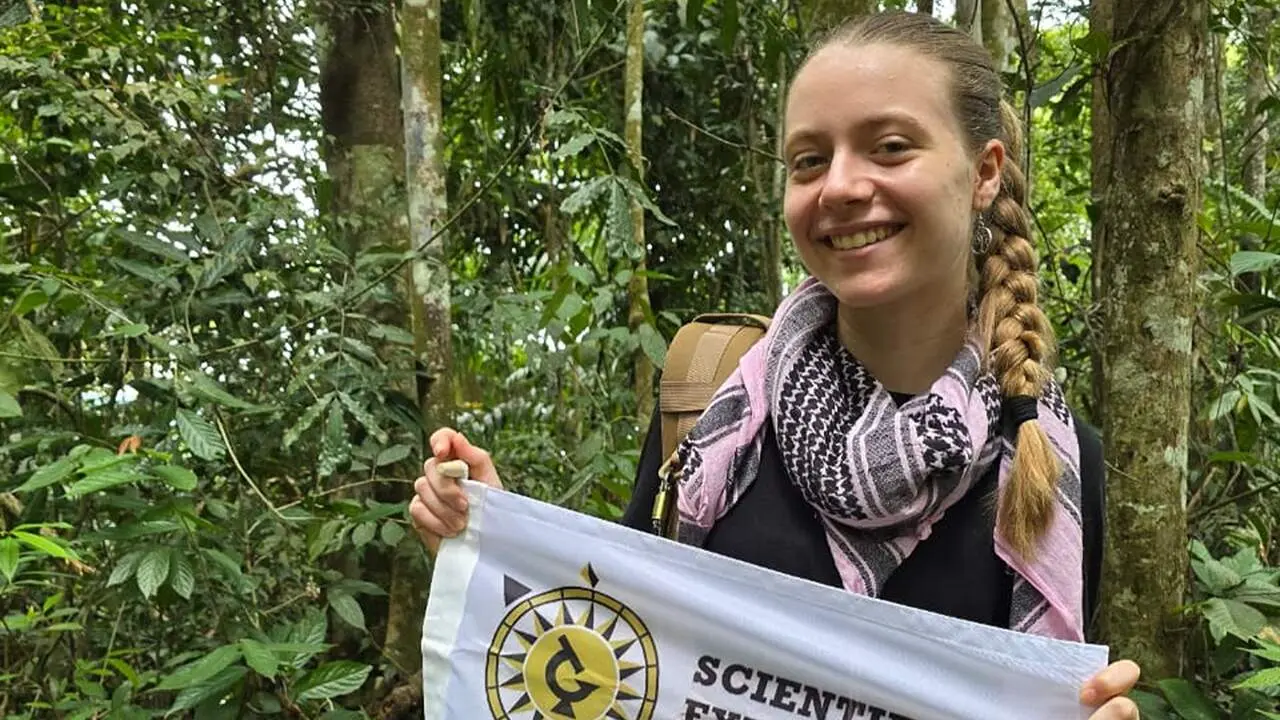 Elvia G&oacute;mez Troya, en Sumatra