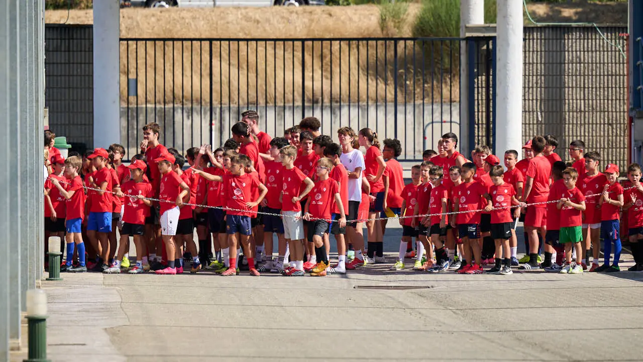 Osasuna se ejercita en las instalaciones de Tajonar durante la pretemporada 2026. PABLO LASAOSA