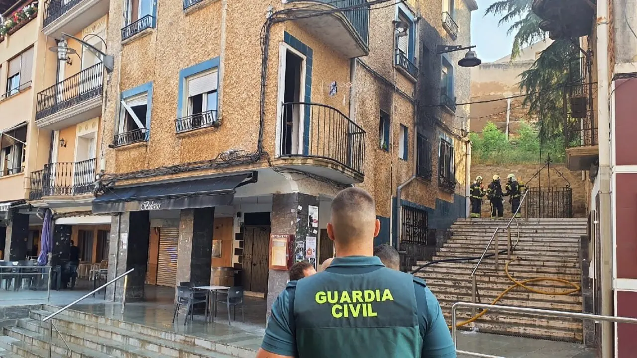Imagen de la vivienda afectada por el incendio en Mendavia. GUARDIA CIVIL
