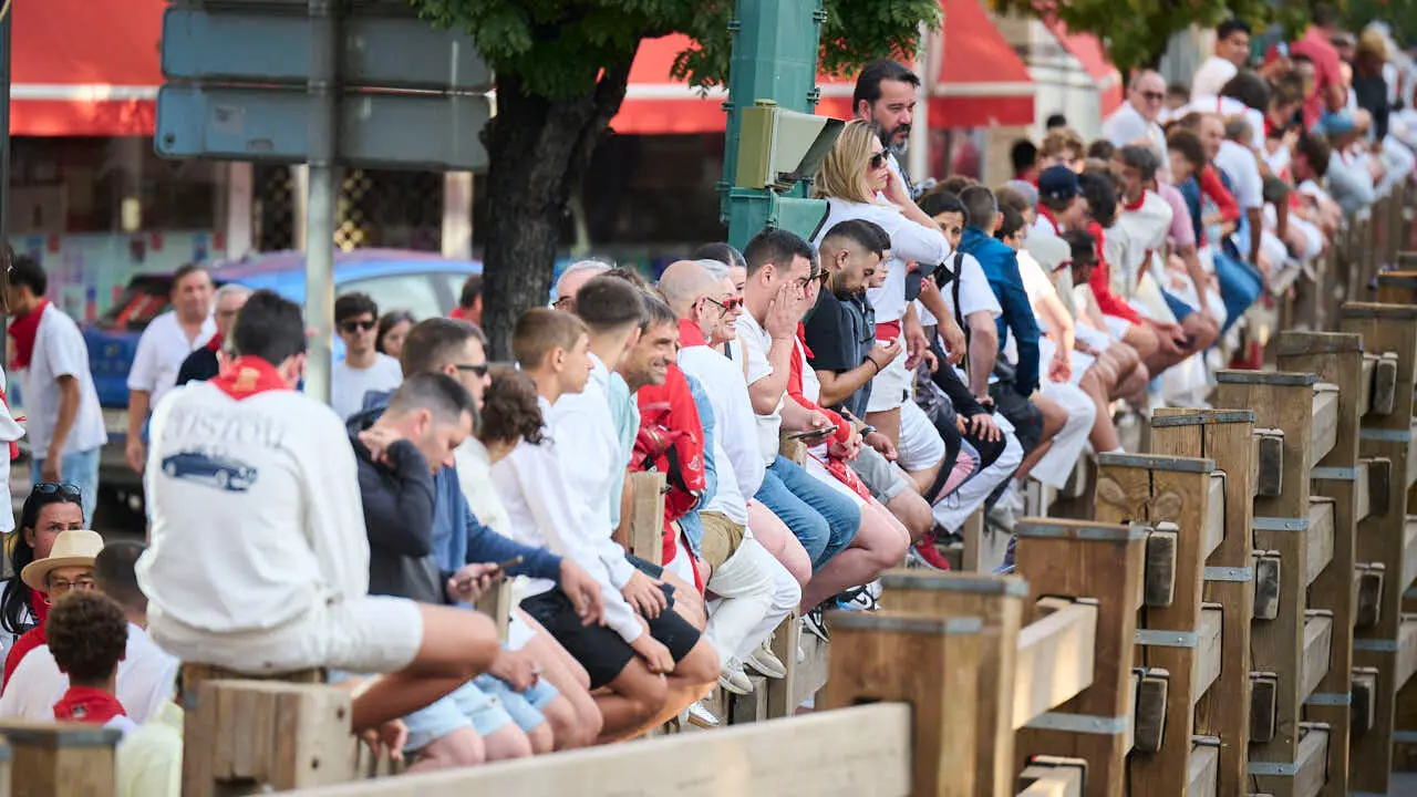 Tercer encierro de fiestas de Tudela 2026 con toros de Ojali&eacute;n. PABLO LASAOSA
