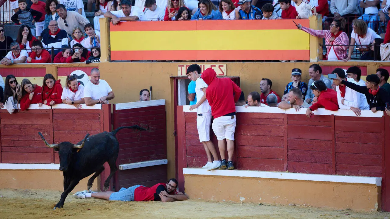Tercer encierro de las Fiestas de Tudela 2026. I&Ntilde;IGO ALZUGARAY