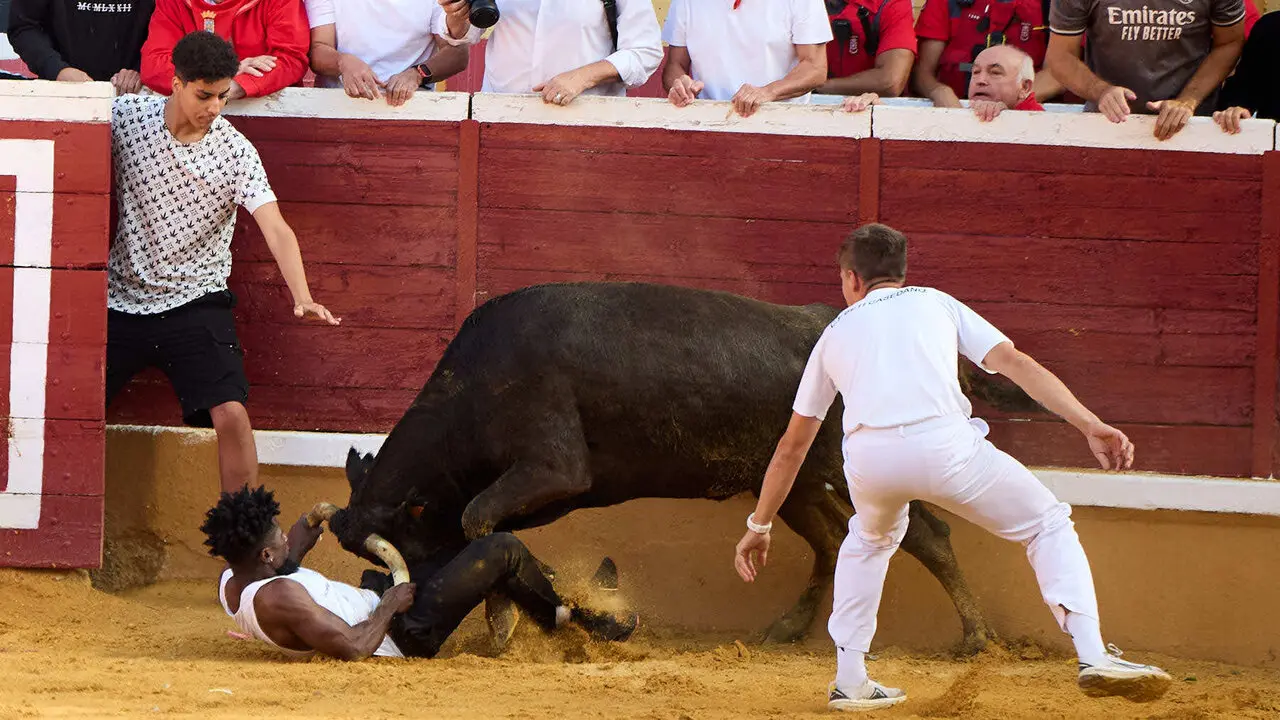Tercer encierro de las Fiestas de Tudela 2026. I&Ntilde;IGO ALZUGARAY