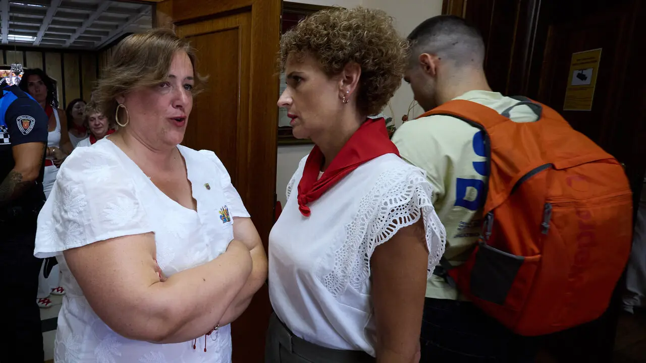 Chupinazo e inicio de las Fiestas de Estella 2026. I&Ntilde;IGO ALZUGARAY