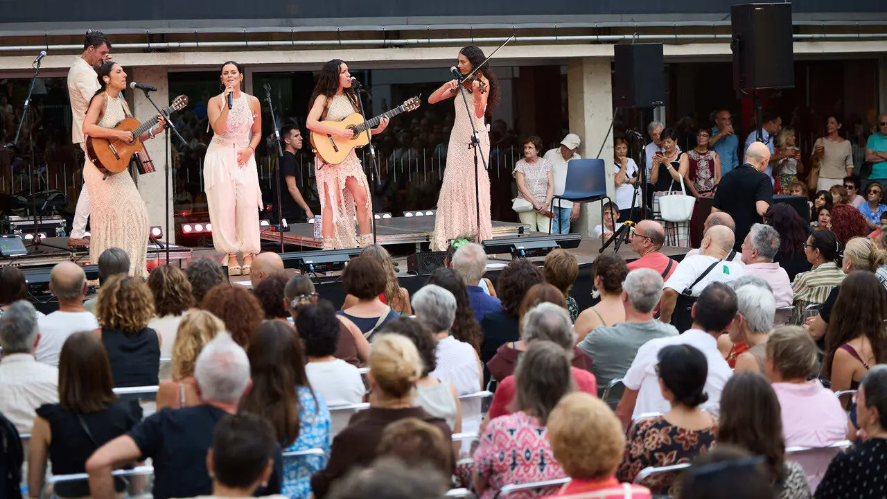 Concierto del grupo de flamenco Las Migas con el que se da inicio al ciclo Escena CIVICAN 2026. I&Ntilde;IGO ALZUGARAY