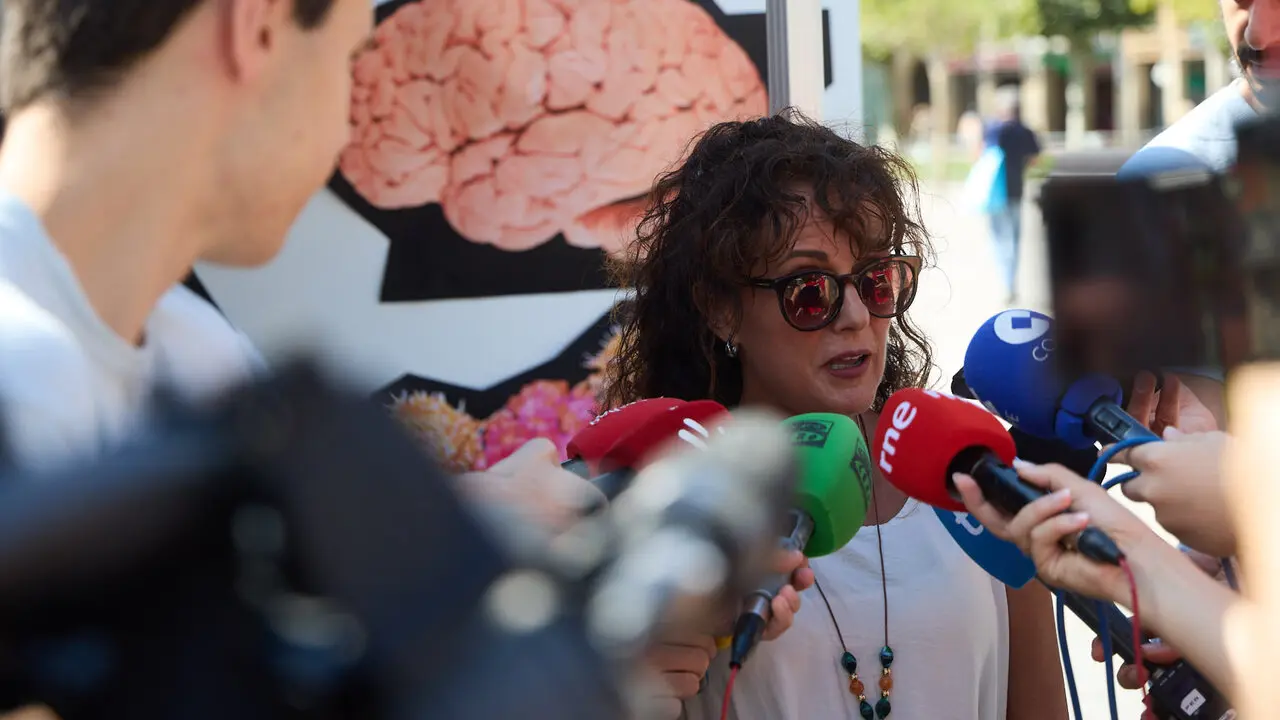 El Comit&eacute; de Personal de Navarrabiomed - Fundaci&oacute;n Miguel Servet realiza una acci&oacute;n p&uacute;blica para dar a conocer cu&aacute;l es su trabajo (investigaci&oacute;n cient&iacute;fica) y para reivindicar un convenio de trabajo propio. I&Ntilde;IGO ALZUGARAY