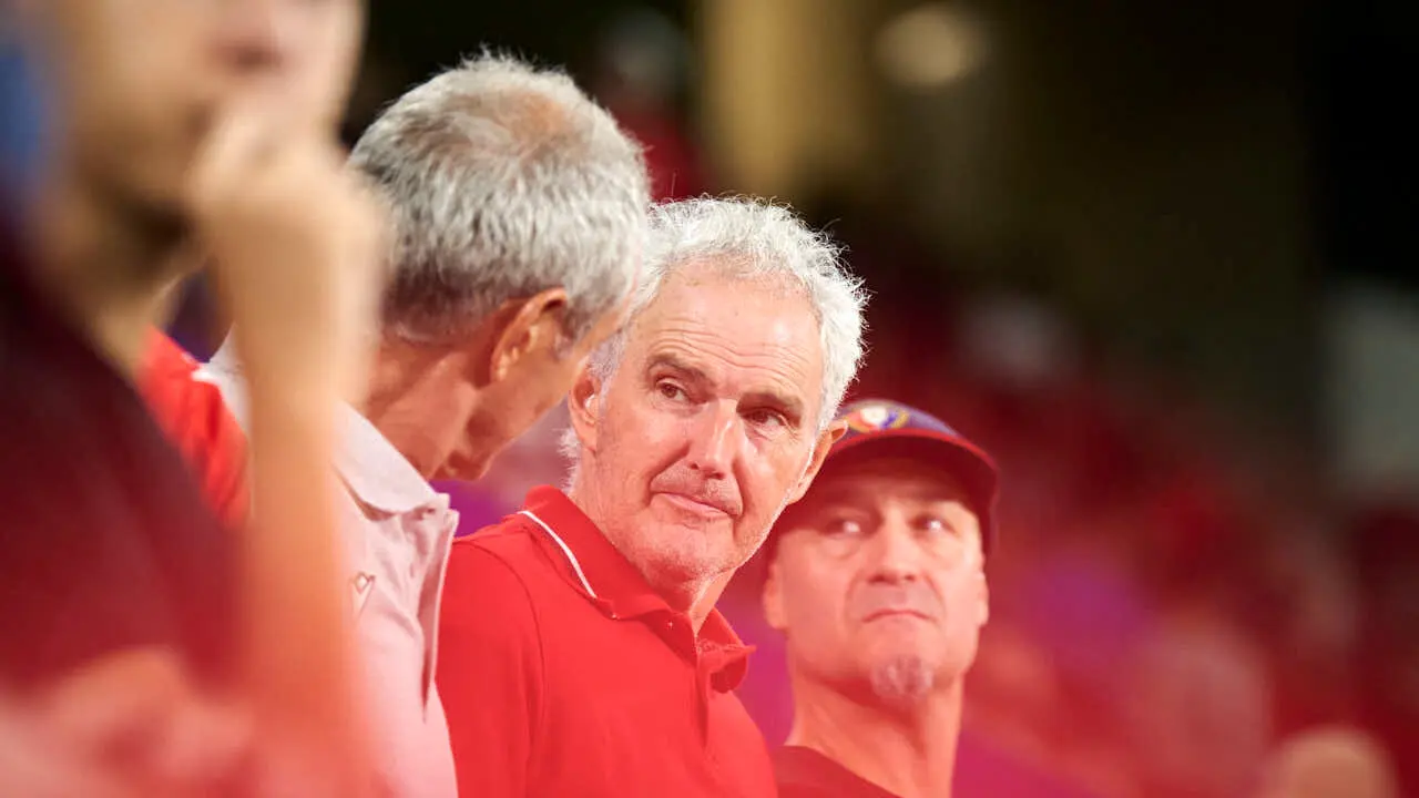 Osasuna se enfrenta al Al-Ain en el Sadar durante la pre temporada 2026-2027. PABLO LASAOSA