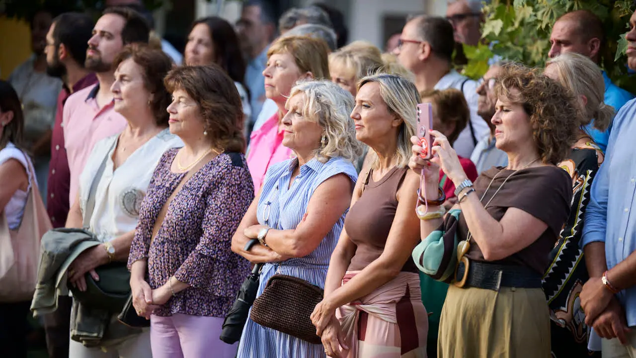 Homenaje organizado por Vecinos de Paz a Francisco Casanova, asesinado por ETA hace 26 a&ntilde;os. PABLO LASAOSA