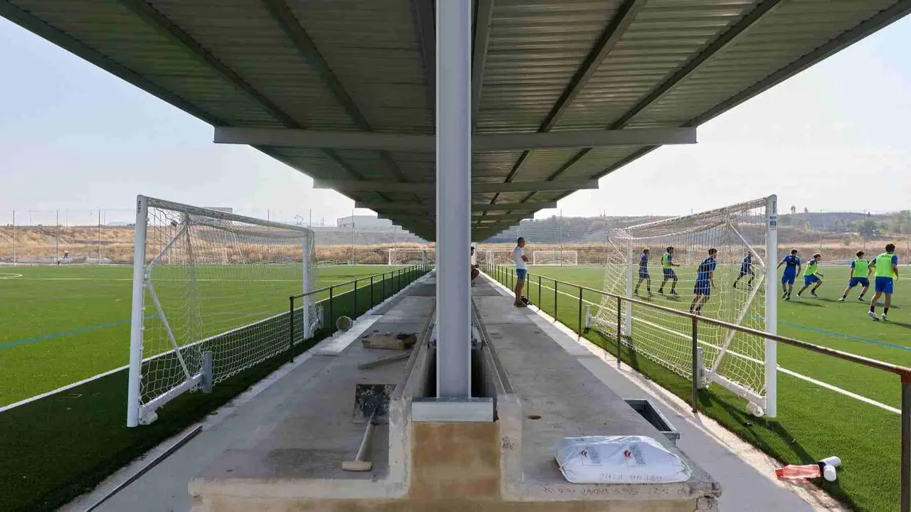 Nuevos campos, con vestuario y grada en las instalaciones deportivas de Tajonar. OSASUNA