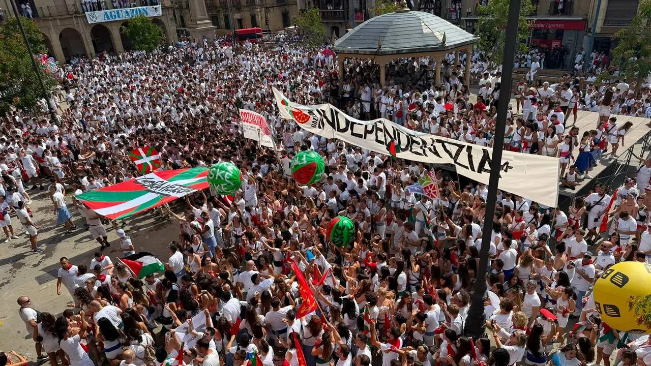 Chupinazo de las Fiestas de Tafalla 2026. NAVARRA.COM