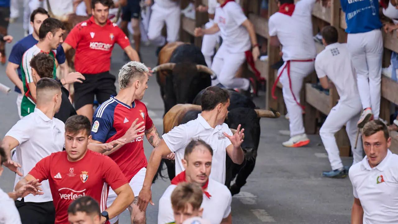 Segundo encierro de Tafalla 2026 con toros de Sobral. PABLO LASAOSA