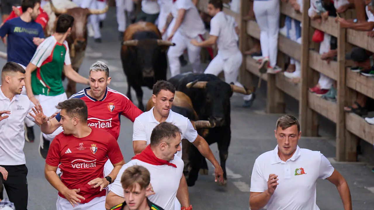Segundo encierro de Tafalla 2026 con toros de Sobral. PABLO LASAOSA