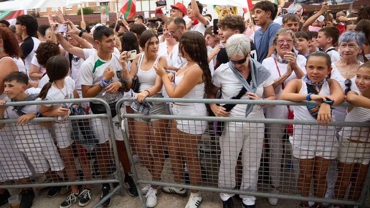 Chupinazo de inicio de las Fiestas de Berriozar 2026. NAVARRA.COM