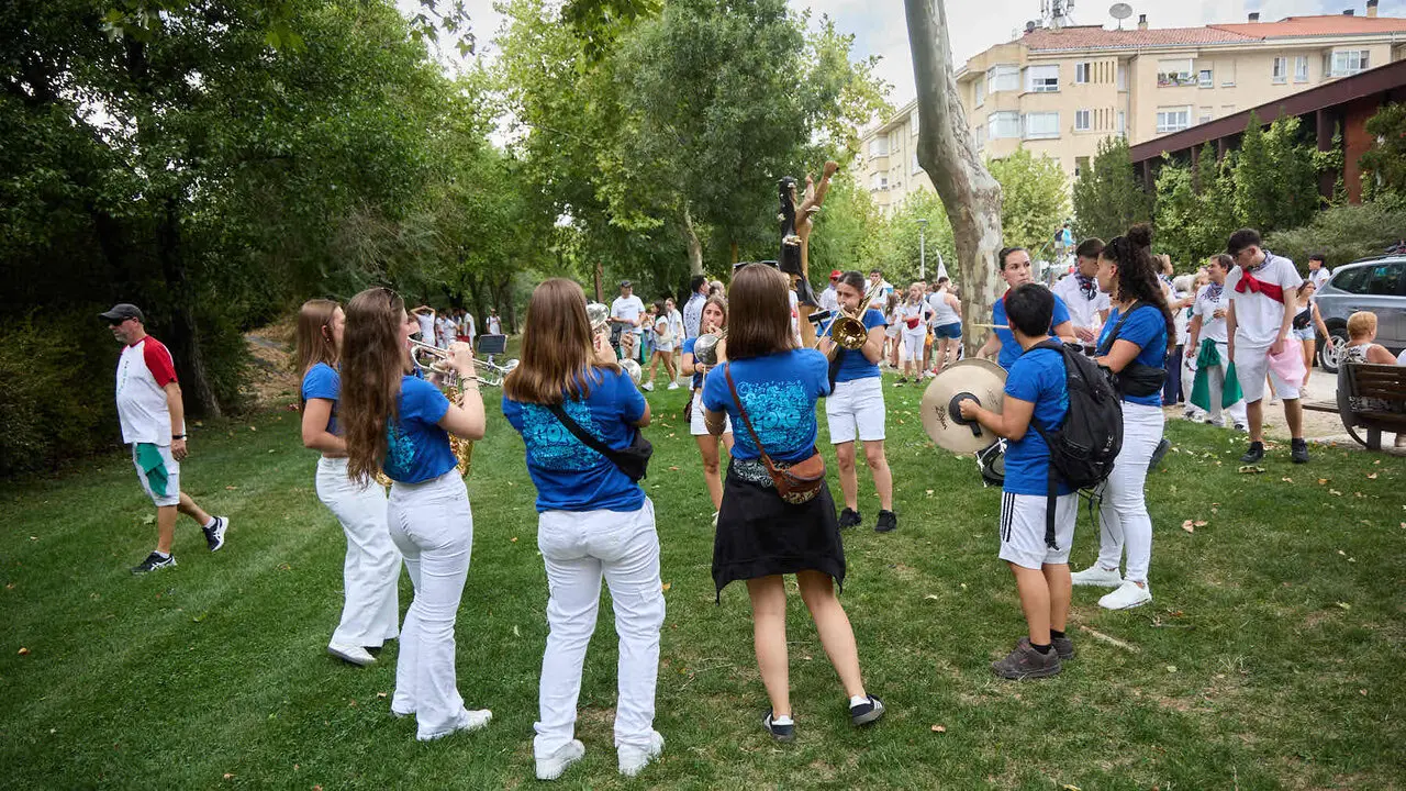 Chupinazo de inicio de las Fiestas de Berriozar 2026. NAVARRA.COM