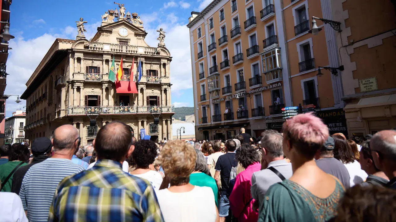 Actuaci&oacute;n de Jos&eacute; Merc&eacute; en el Balc&oacute;n del Ayuntamiento de Pamplona dentro de la XIII edici&oacute;n del Flamenco On Fire. I&Ntilde;IGO ALZUGARAY