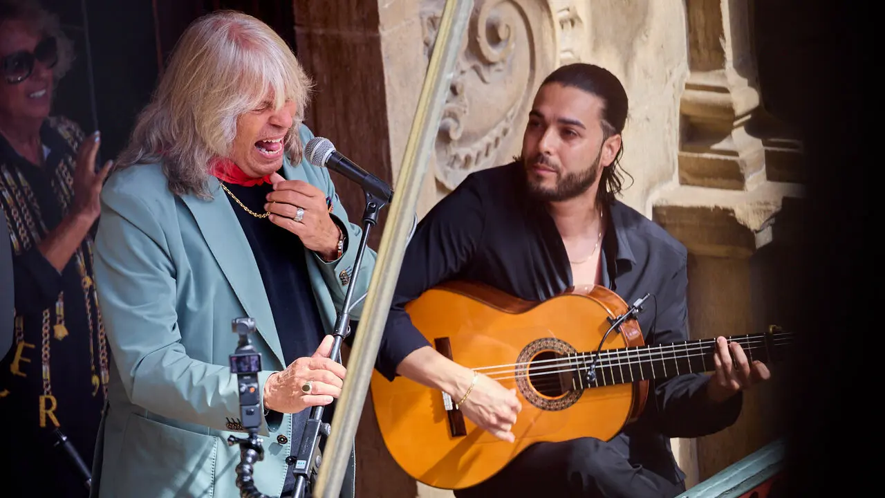 Actuaci&oacute;n de Jos&eacute; Merc&eacute; en el Balc&oacute;n del Ayuntamiento de Pamplona dentro de la XIII edici&oacute;n del Flamenco On Fire. I&Ntilde;IGO ALZUGARAY