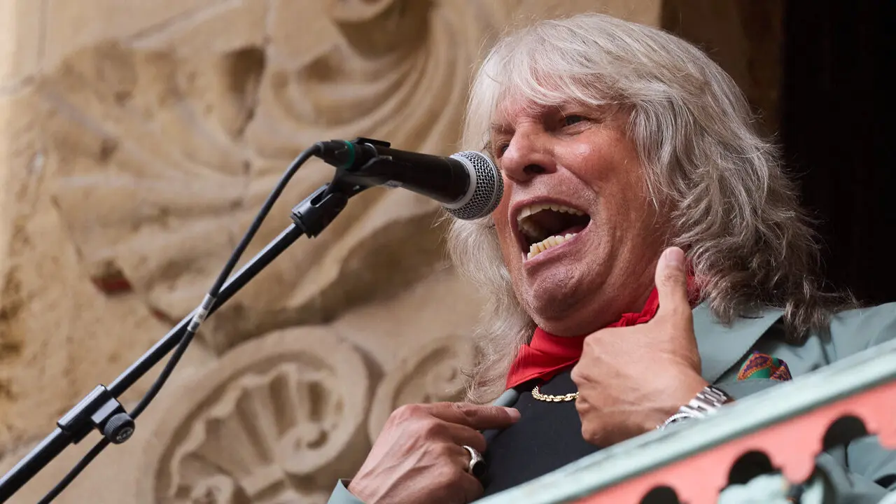 Actuaci&oacute;n de Jos&eacute; Merc&eacute; en el Balc&oacute;n del Ayuntamiento de Pamplona dentro de la XIII edici&oacute;n del Flamenco On Fire. I&Ntilde;IGO ALZUGARAY
