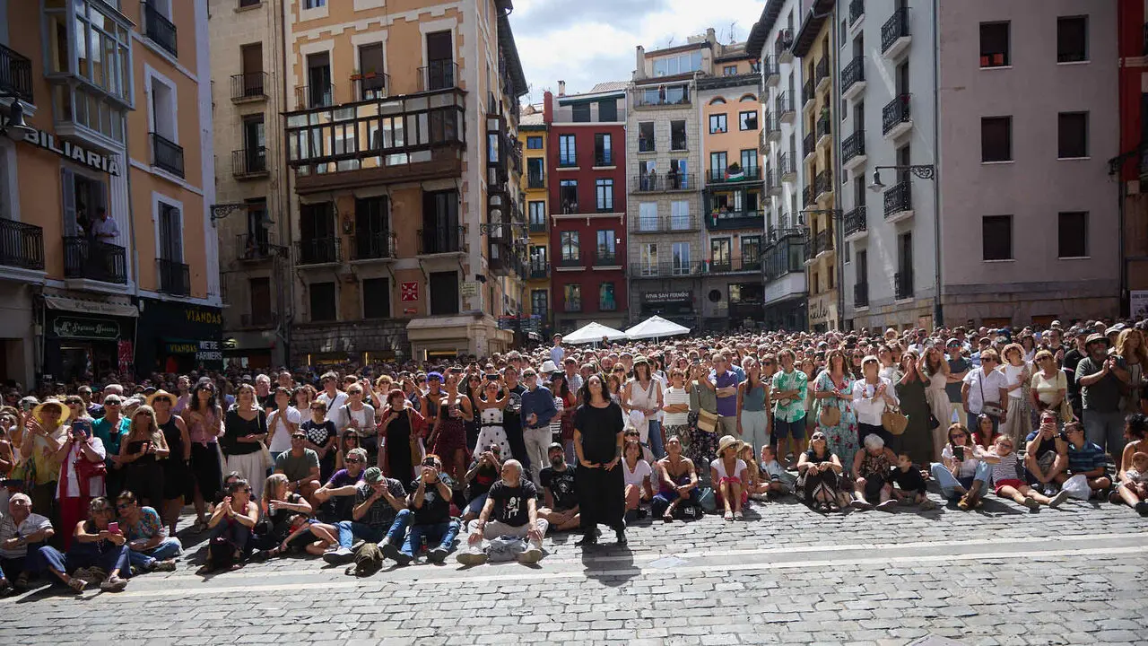 Actuaci&oacute;n de Jos&eacute; Merc&eacute; en el Balc&oacute;n del Ayuntamiento de Pamplona dentro de la XIII edici&oacute;n del Flamenco On Fire. I&Ntilde;IGO ALZUGARAY