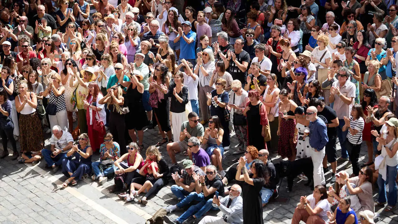Actuaci&oacute;n de Jos&eacute; Merc&eacute; en el Balc&oacute;n del Ayuntamiento de Pamplona dentro de la XIII edici&oacute;n del Flamenco On Fire. I&Ntilde;IGO ALZUGARAY