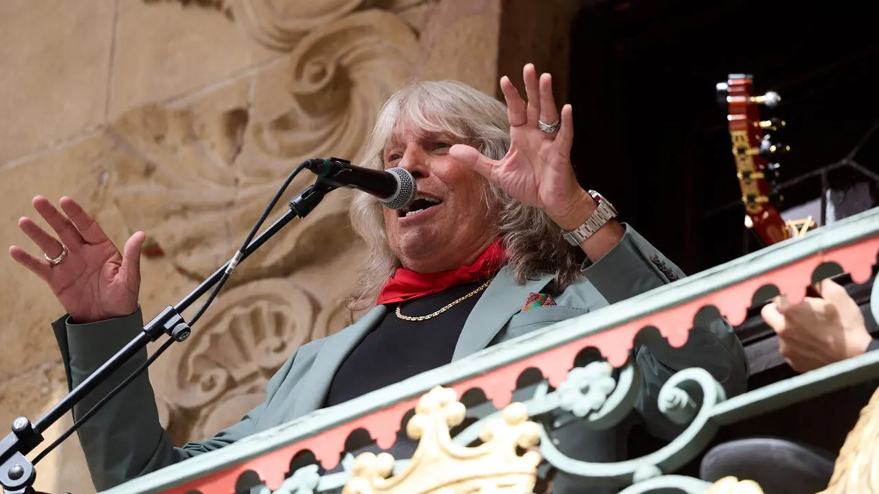 Actuaci&oacute;n de Jos&eacute; Merc&eacute; en el Balc&oacute;n del Ayuntamiento de Pamplona dentro de la XIII edici&oacute;n del Flamenco On Fire. I&Ntilde;IGO ALZUGARAY