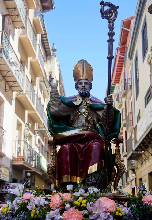 Procesi&oacute;n de la Virgen del Camino, acompa&ntilde;ada por San Saturnino,  por las calles de Pamplona. I&Ntilde;IGO ALZUGARAY
