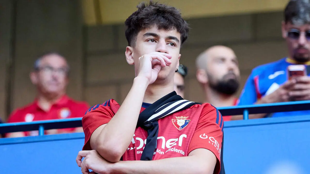 La grada del estadio de El Sadar durante el partido de LaLiga EA Sports entre CA Osasuna y Getafe CF disputado en Pamplona. I&Ntilde;IGO ALZUGARAY