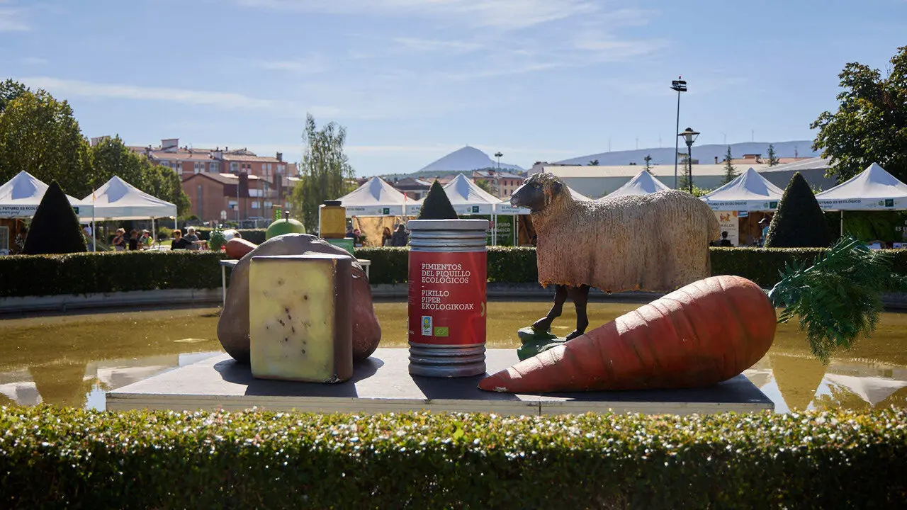 XI edici&oacute;n de la Feria Navarra Ecol&oacute;gica, en el Parque de los Sentidos de No&aacute;in. I&Ntilde;IGO ALZUGARAY